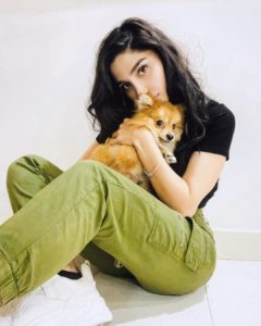 Halina-Kuchey-with-her-dog