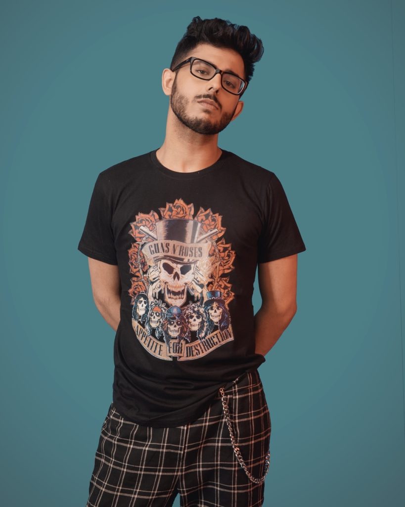 carryminati t shirt