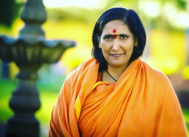 Didi Maa Sadhvi Ritambhara Ji Biography, Net worth (2023), Controversy ...