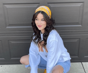 Blushi (Twitch Star): Family, Bio, Real Name, Age, Career, MC ...