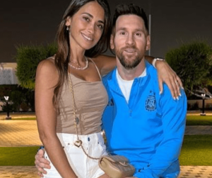 Lionel Messi With Wife 