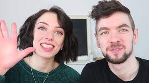 Is YouTuber Jacksepticeye still dating Evelien Gab Smolders? His girlfriend and love life