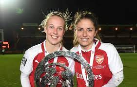 Beth Mead and Vivianne Miedema