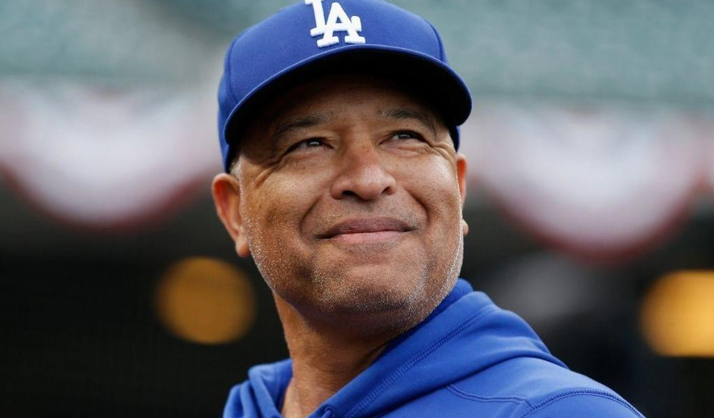 Are Dave Roberts Parents Still Alive? Father Mother And Siblings|All Social Updates